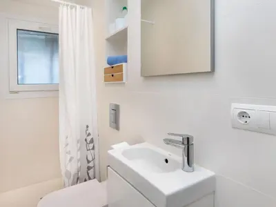 Un baño de Holiday Home Can Delmas by Interhome