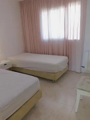 Cama o camas de una habitación en Sea view house with private pool and garden