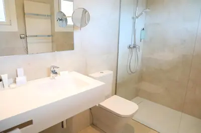 Un baño de Hotel Hostalillo by Escampa Hotels