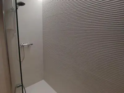 Un baño de Piso Allada 2 Ref 1196