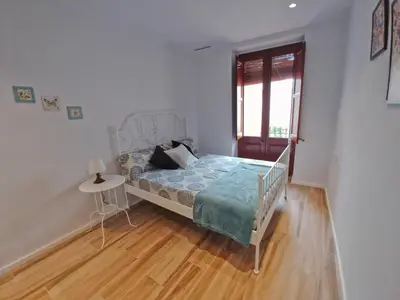 Cama o camas de una habitación en Piso Allada 1 Ref 1195