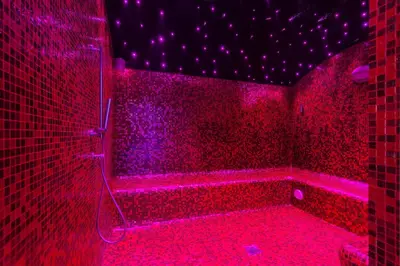 Un baño de Hotel Beverly Park & Spa