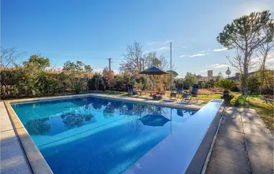 Piscina en o cerca de 3 Bedroom Lovely Home In Breda