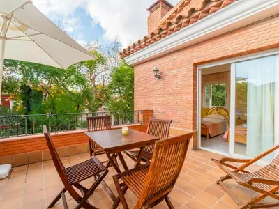 Un balcón o terraza de Holiday Home Aurea by Interhome