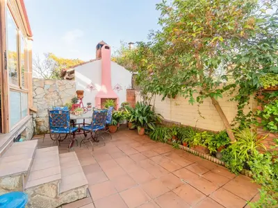 Jardín al aire libre en Holiday Home Aurea by Interhome