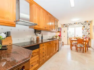 Una cocina o zona de cocina en Holiday Home Aurea by Interhome