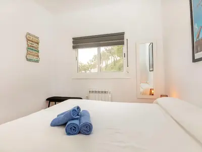 Cama o camas de una habitación en Apartment La Terraza Salions by Interhome