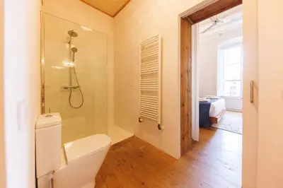 Un baño de Bravissimo Carrer Nou, Cosy 2-bedroom apartment