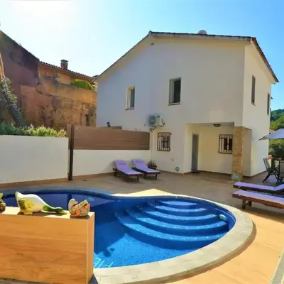 Villa Isabel Lloret de mar