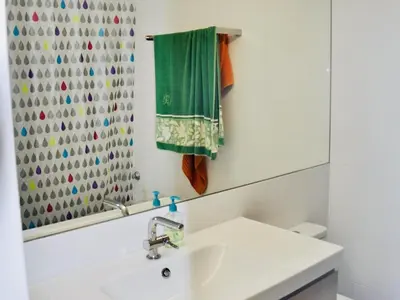Un baño de Beach CostaBravaSi