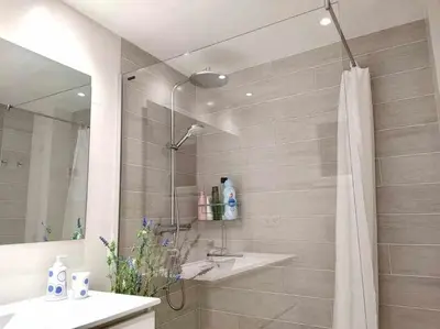 Un baño de Apartamento recién reformado con piscina y AC