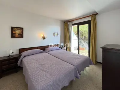 Cama o camas de una habitación en CAVALL BERNAT 42