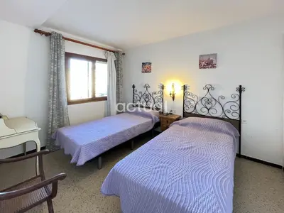 Cama o camas de una habitación en CAVALL BERNAT 42
