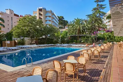 Piscina en o cerca de Ona Don Juan