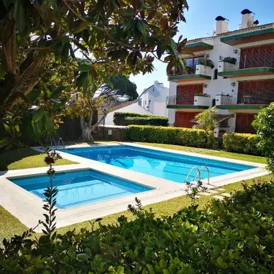Apartamento con piscina L' Áncora