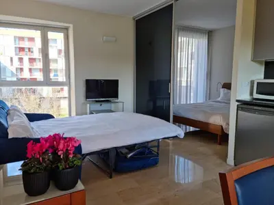 Una televisión o centro de entretenimiento en Apartaments Els Quimics