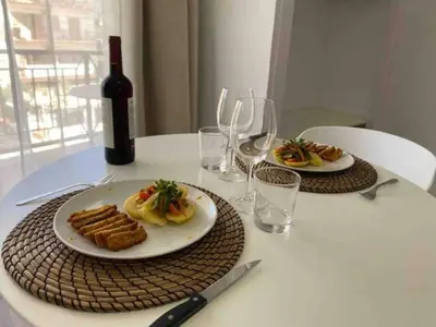 Comida en o cerca de este apartamento