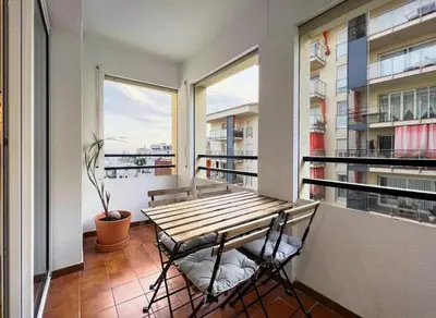 Un balcón o terraza de Hauzify I Apartament Can Reig