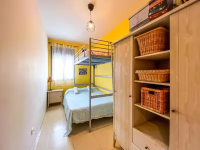 Cama o camas de una habitación en Vivalidays Elia - Fenals - LLoret de Mar