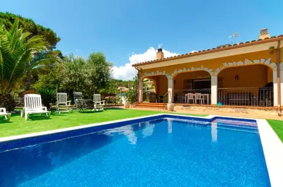 Piscina en o cerca de Club Villamar - Arboc
