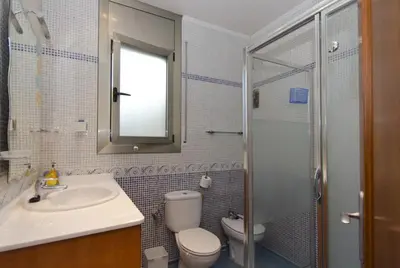 Un baño de Club Villamar - Apartment Amity