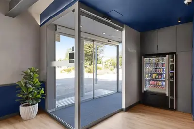 Plano de B&B HOTEL Girona 2