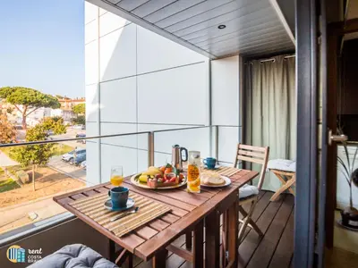 Comida en o cerca de este apartamento