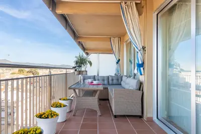 Un balcón o terraza de Apartamento primera línea de mar Palamós