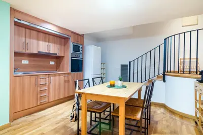 Una cocina o zona de cocina en Elena Apartments - Girona