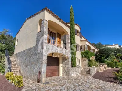 Edificio en el que se encuentra la casa o chalet