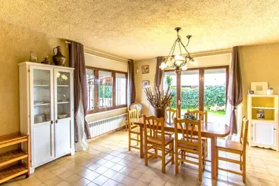 Plano de Catalunya Casas Unique Costa Brava Abode with train access to BCN