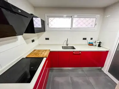 Una cocina o zona de cocina en Apto a 5 min de la playa, Platja d'Aro