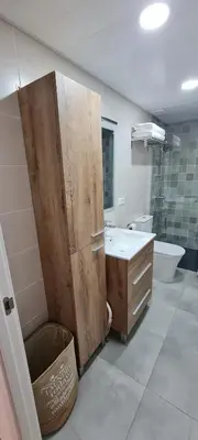 Un baño de LuengiHouse - Espectacular apartamento con piscina