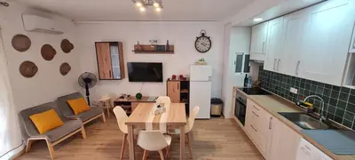 Una cocina o zona de cocina en LuengiHouse - Espectacular apartamento con piscina