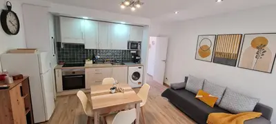 Una cocina o zona de cocina en LuengiHouse - Espectacular apartamento con piscina