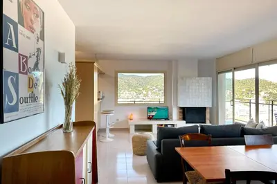 Zona de estar de LETS HOLIDAYS Pool and sea views apartment with 1 parking space