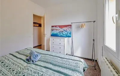 Cama o camas de una habitación en Nice Apartment In Pineda De Mar