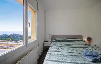 Cama o camas de una habitación en Nice Apartment In Pineda De Mar