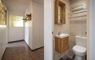 Un baño de Nice Apartment In Pineda De Mar