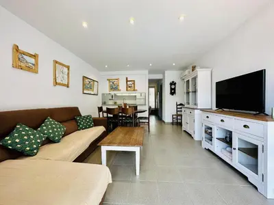 Una televisión o centro de entretenimiento en Brisa CostaBravaSi