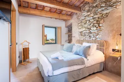 Cama o camas de una habitación en Casa Alegria Costa Brava - BY EMERALD STAY