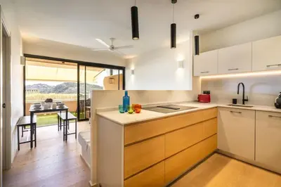 Una cocina o zona de cocina en Alta House Apartments Sa Blava