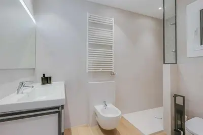 Un baño de Apartamento Condal