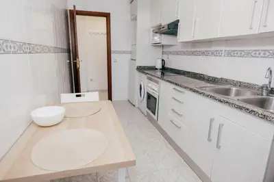 Una cocina o zona de cocina en 2 Bedroom Apartment Lloret de Mar Terrace & Pool