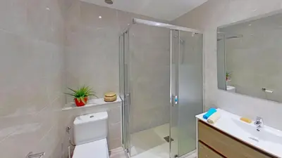 Un baño de PREMIUM HABITAT LA RIERA
