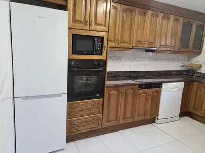 Una cocina o zona de cocina en Casa independiente , piscina, naturaleza y relax