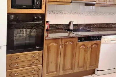 Una cocina o zona de cocina en Casa independiente , piscina, naturaleza y relax