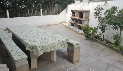 Un balcón o terraza de Casa con piscina privada en Sant Pol de Mar