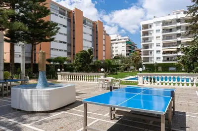 Instalaciones para jugar al ping pong en Alva Park Sunny apartment near the beach o alrededores